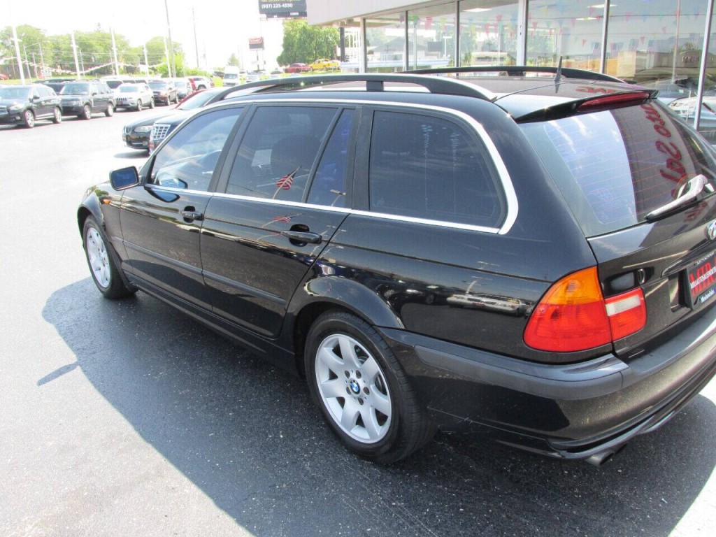 2004 BMW 3 Series Image 38