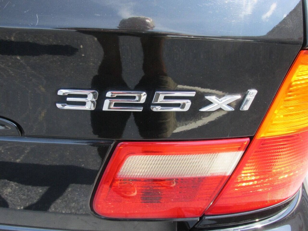 2004 BMW 3 Series Image 40