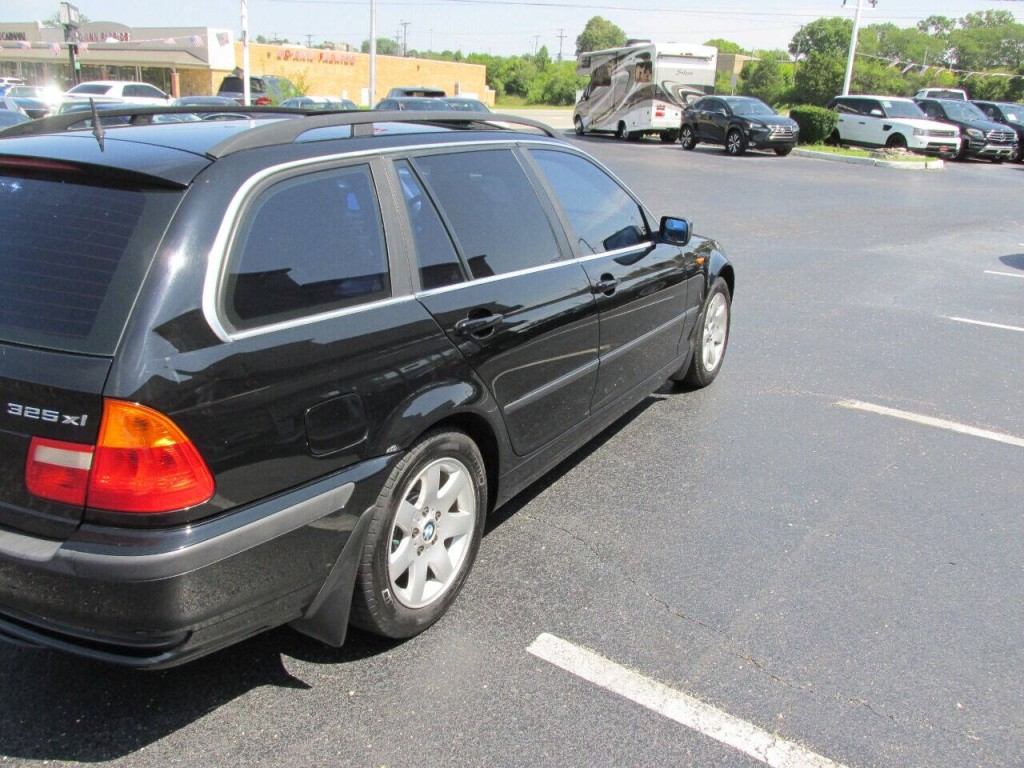 2004 BMW 3 Series Image 41