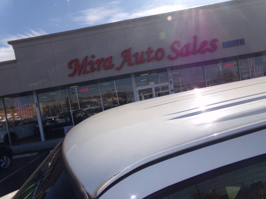 2012 Chevrolet Express Image 10