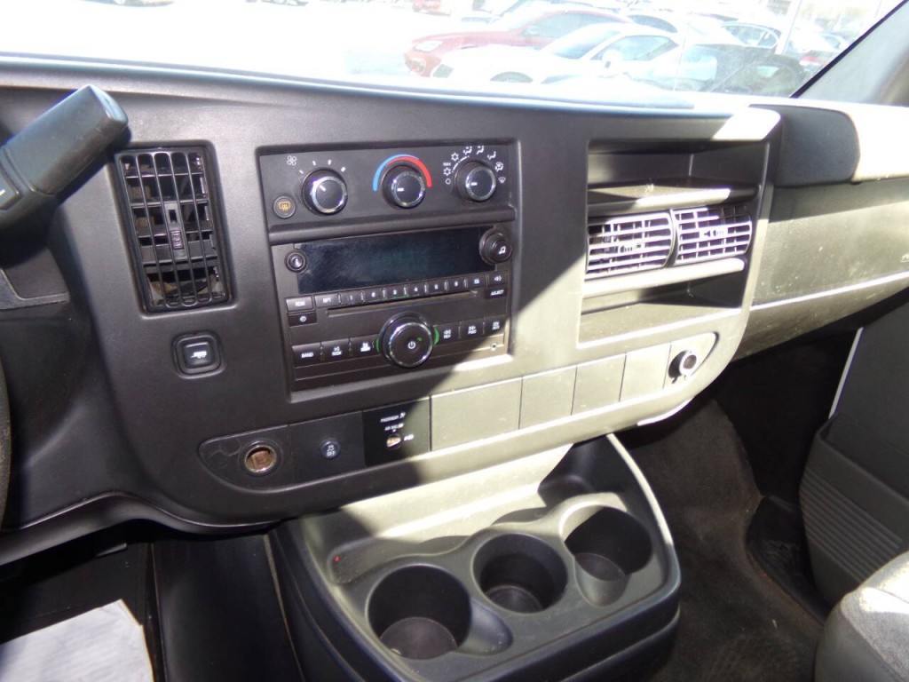 2012 Chevrolet Express Image 56