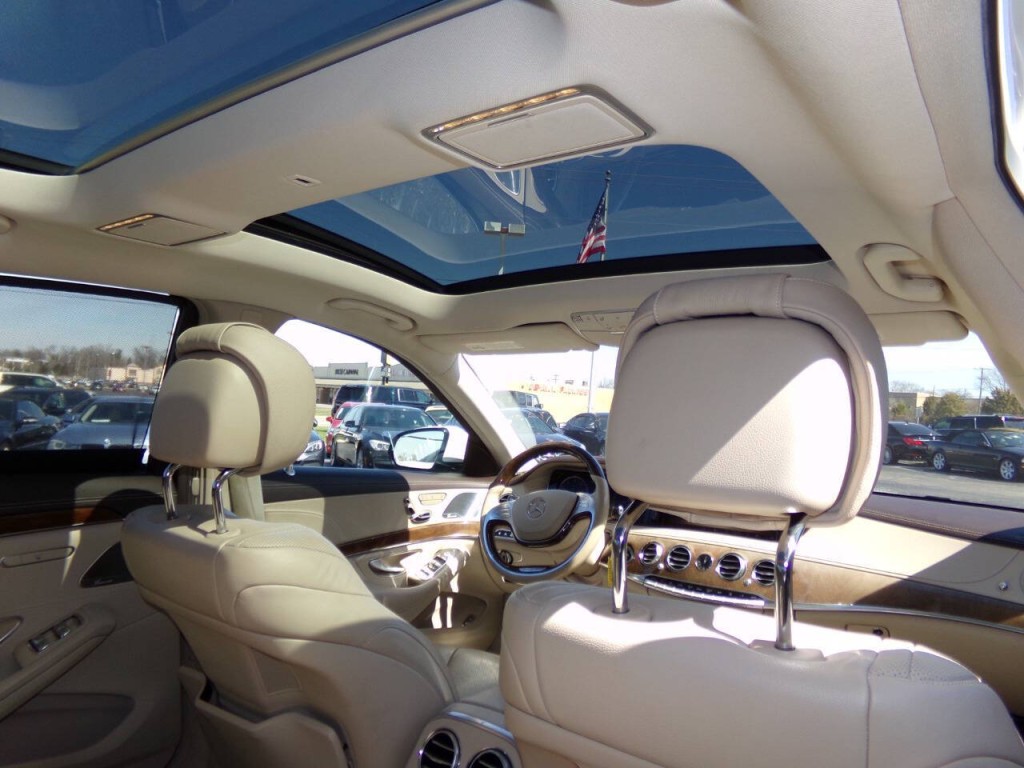 2014 Mercedes-Benz S-Class Image 24