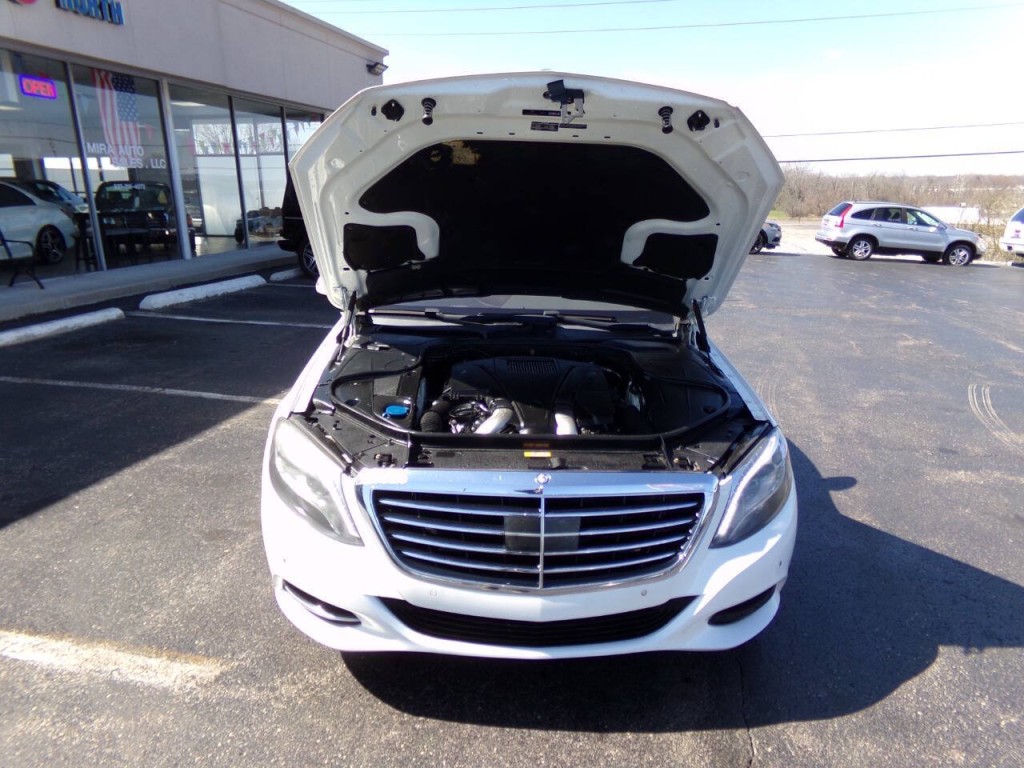 2014 Mercedes-Benz S-Class Image 32