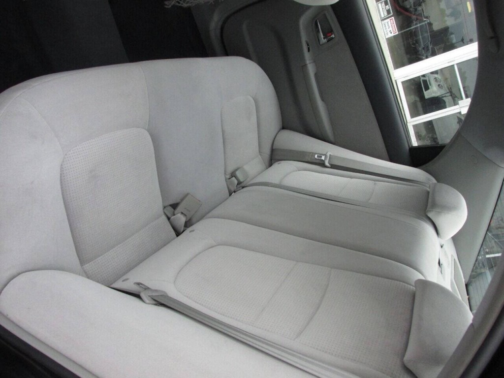 2007 Kia Spectra Image 17