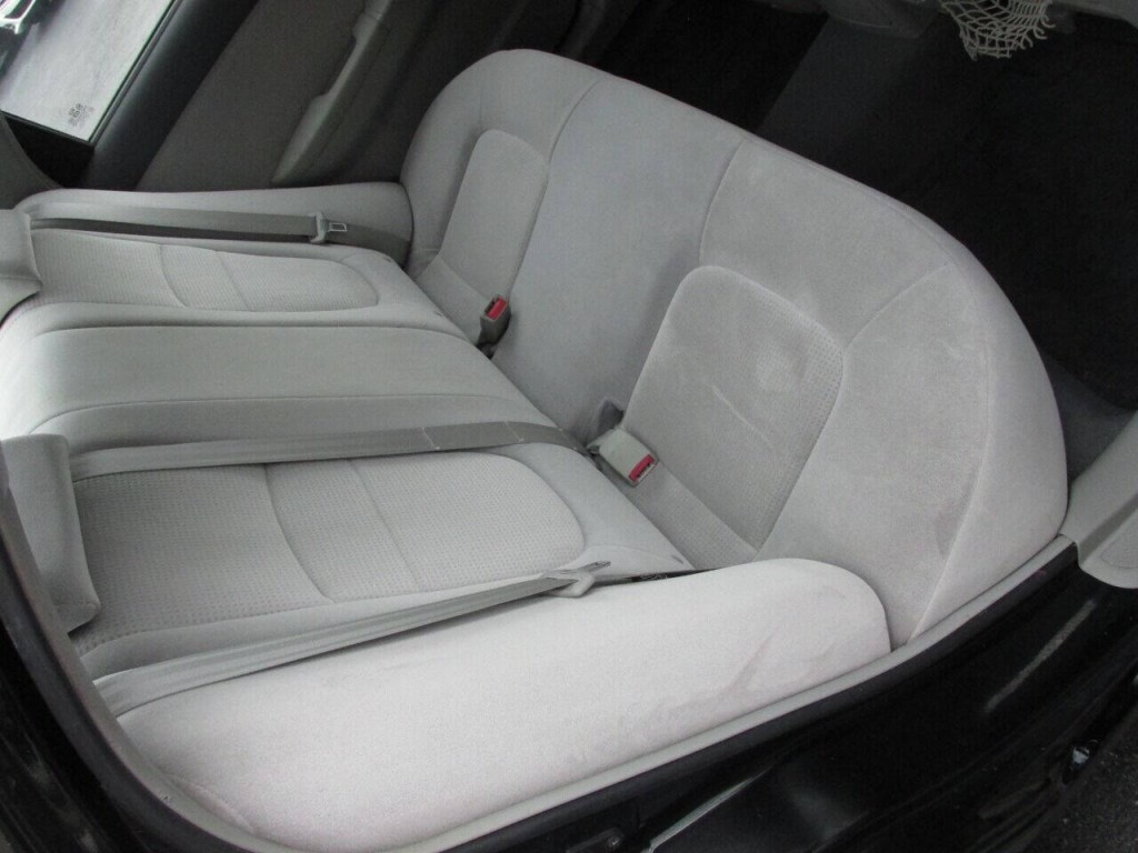 2007 Kia Spectra Image 25