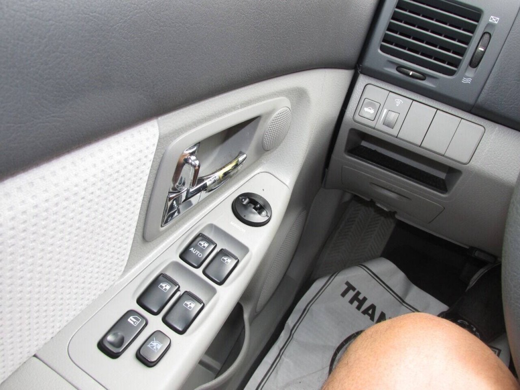 2007 Kia Spectra Image 49