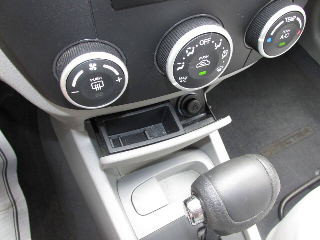 2007 Kia Spectra Image 51