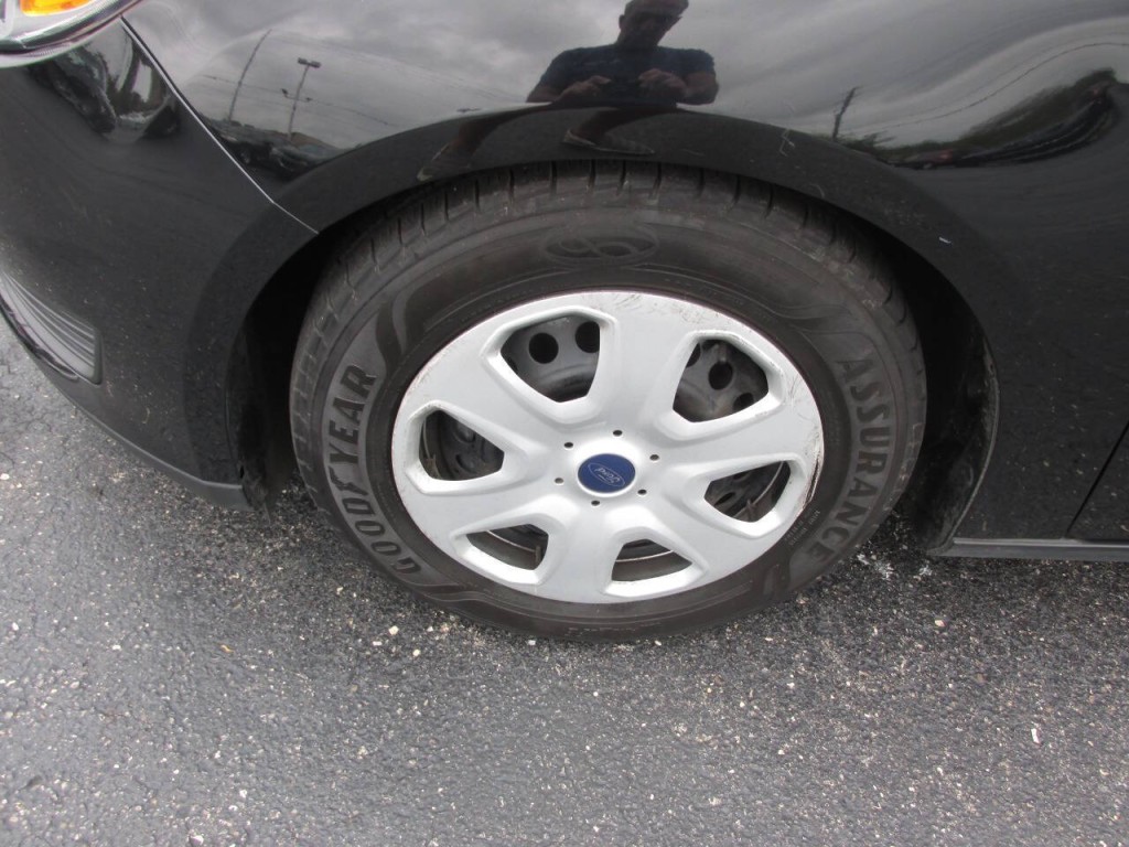 2016 Ford Focus Image 25