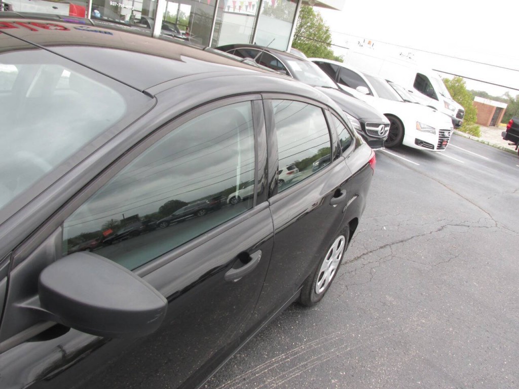 2016 Ford Focus Image 26