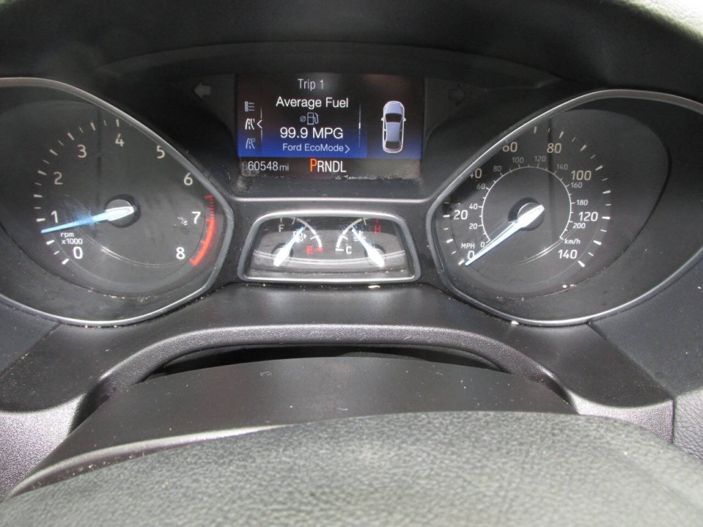 2016 Ford Focus Image 34