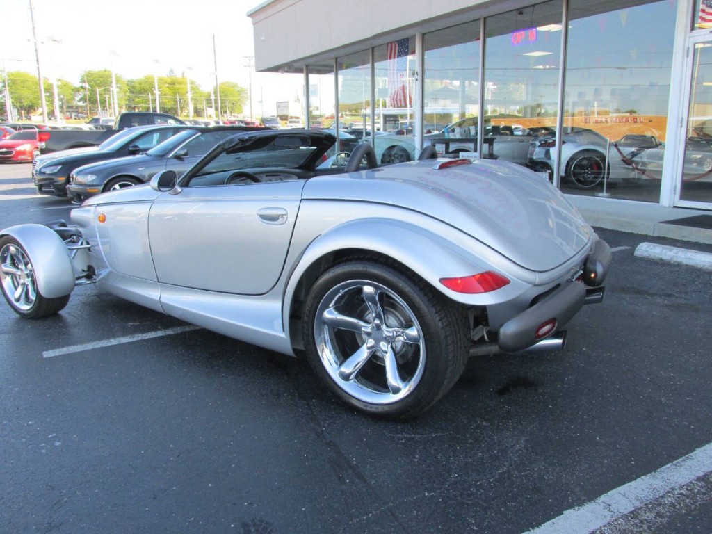 2002 Chrysler Prowler Image 45