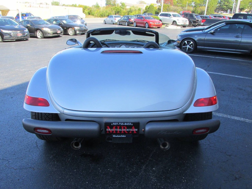 2002 Chrysler Prowler Image 46