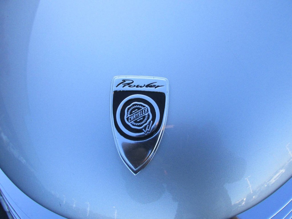 2002 Chrysler Prowler Image 35