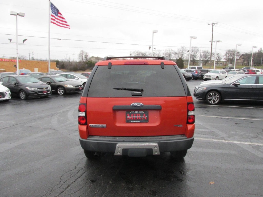 2007 Ford Explorer Image 5