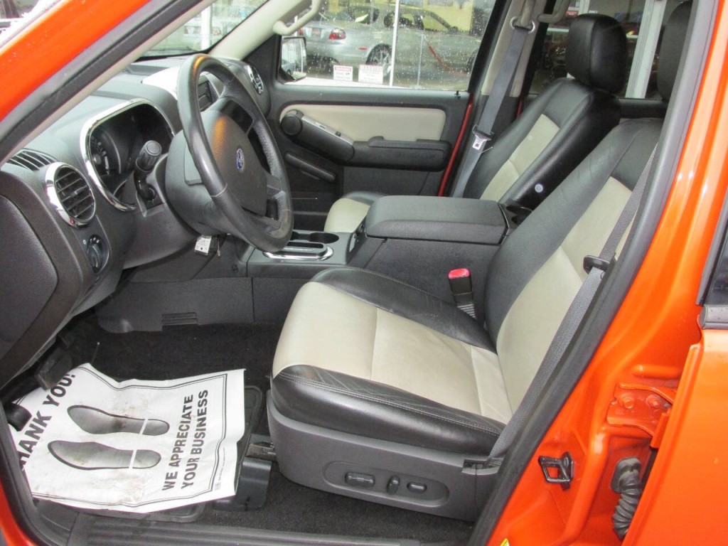 2007 Ford Explorer Image 7