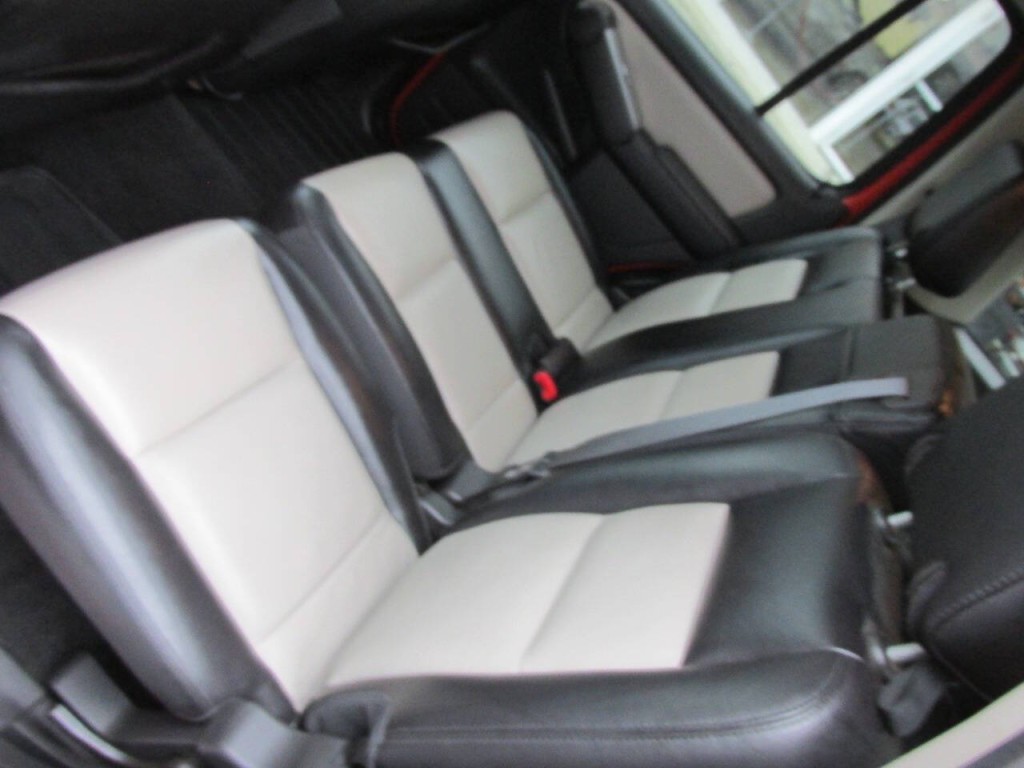 2007 Ford Explorer Image 11