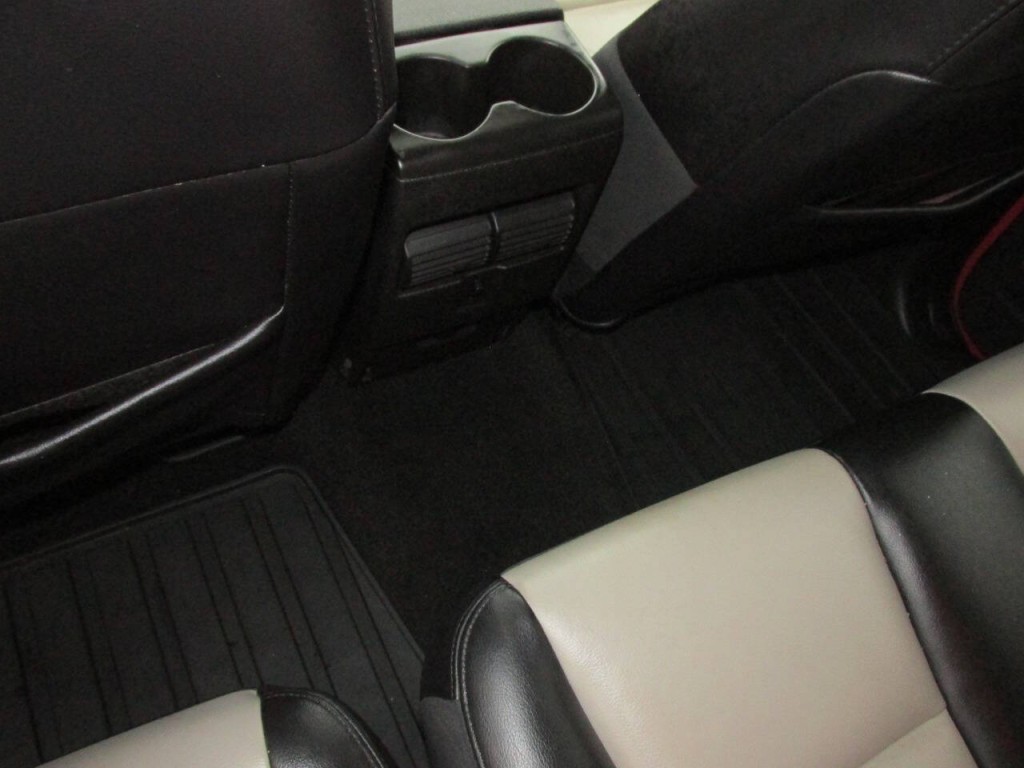 2007 Ford Explorer Image 12