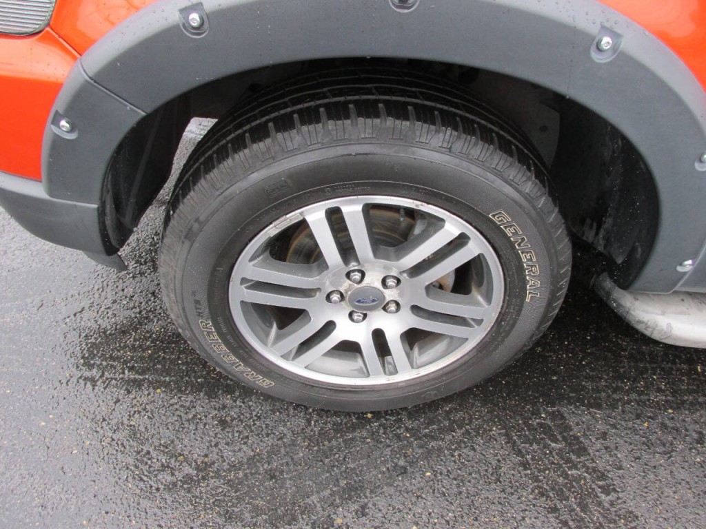 2007 Ford Explorer Image 29