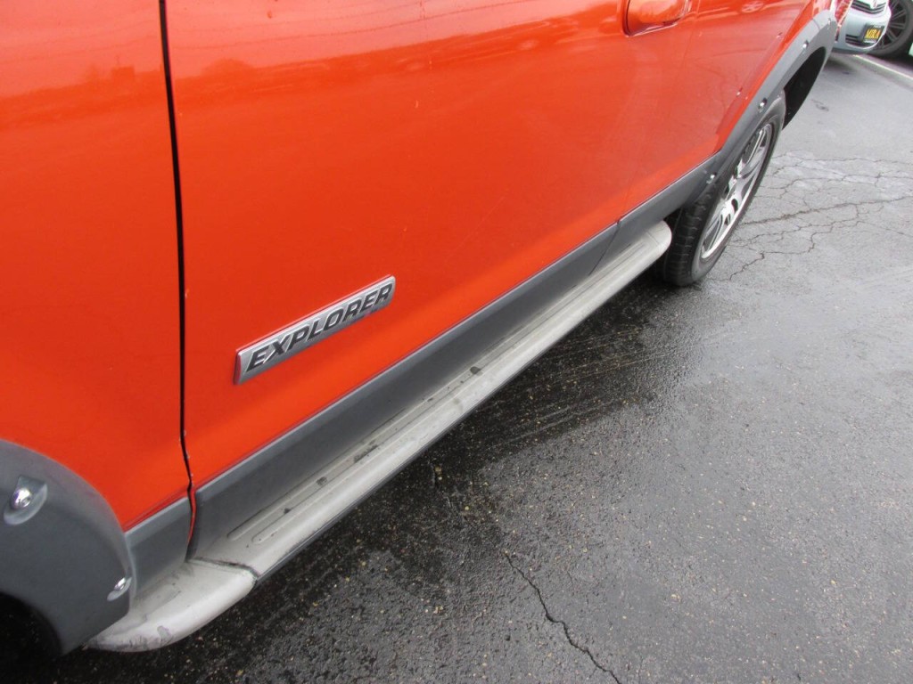 2007 Ford Explorer Image 30