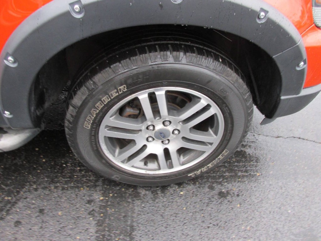 2007 Ford Explorer Image 40