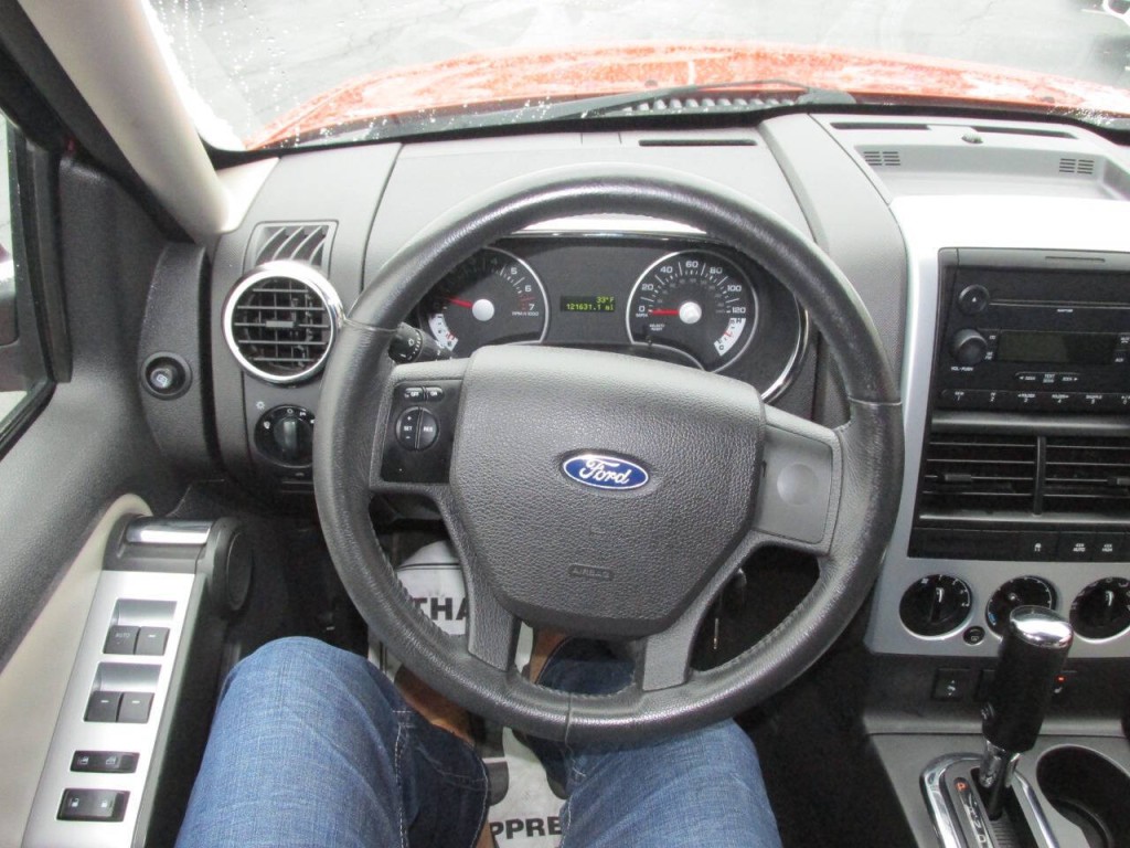 2007 Ford Explorer Image 54