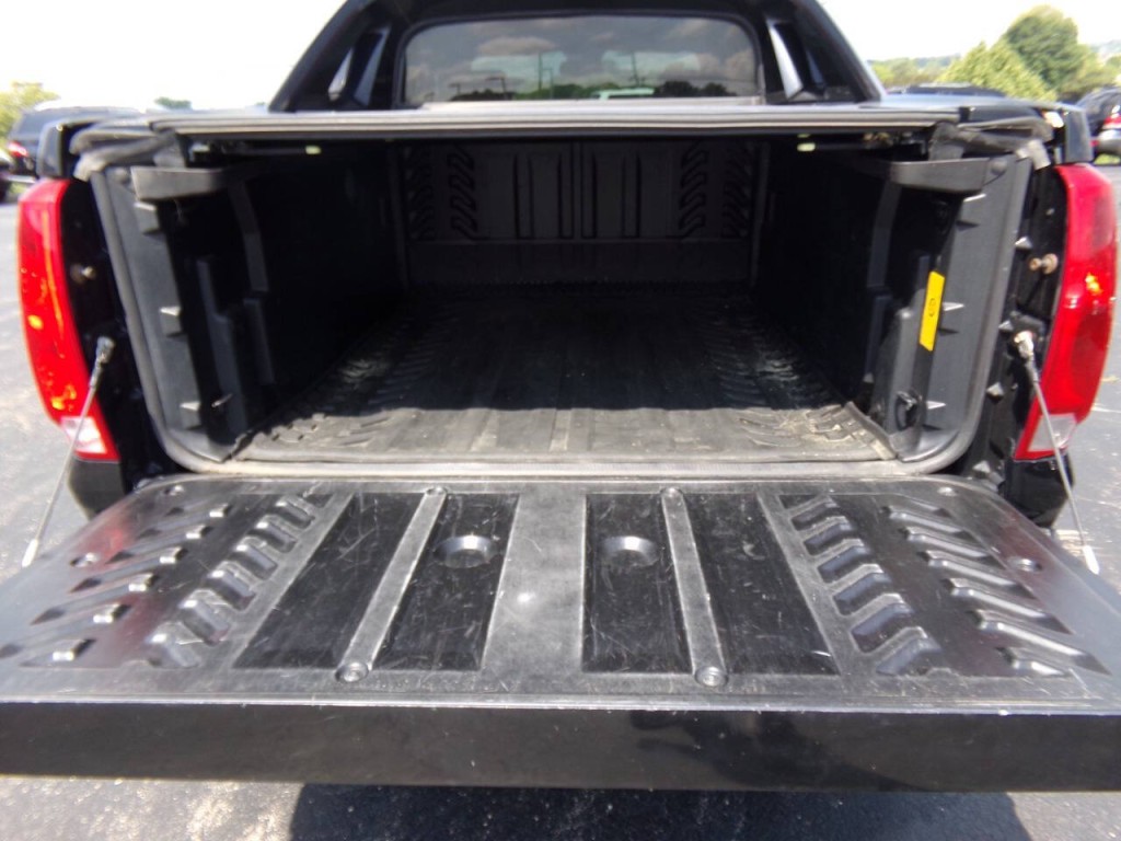 2008 Cadillac Escalade Image 31