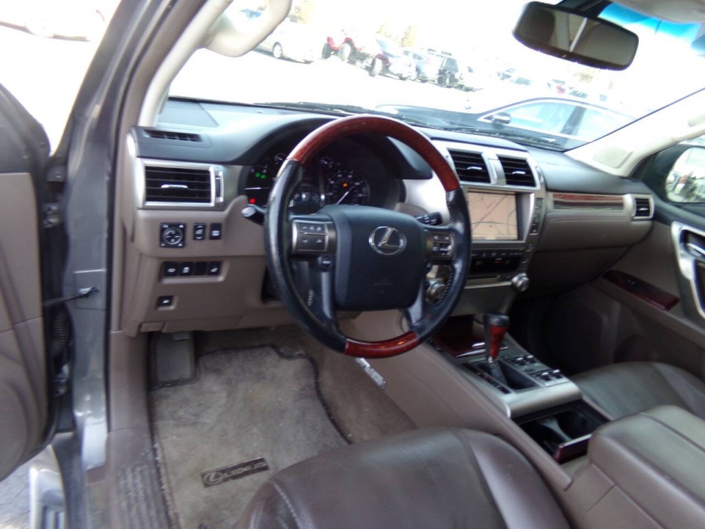 2012 Lexus GX 460 Image 9
