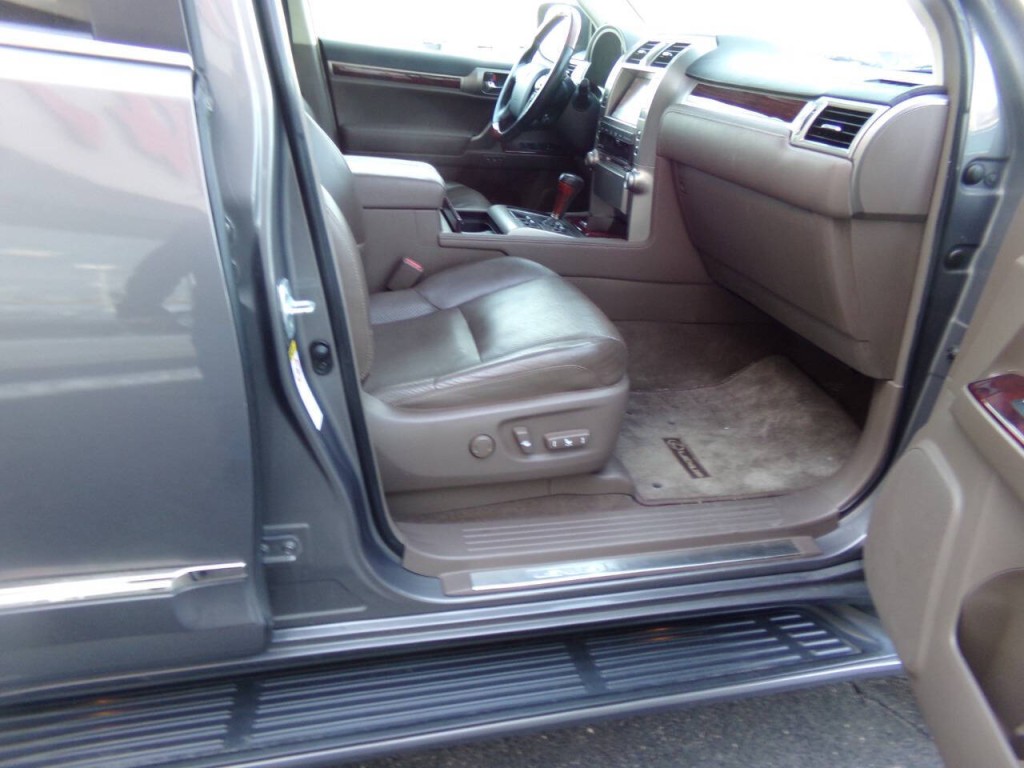 2012 Lexus GX 460 Image 26