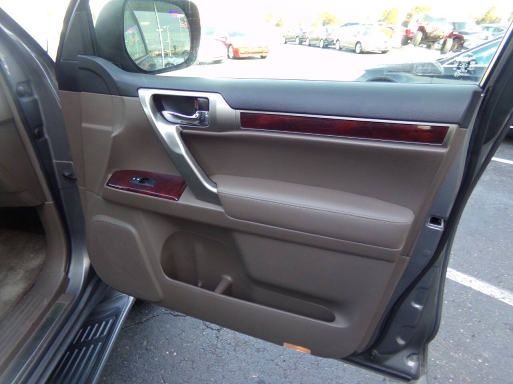 2012 Lexus GX 460 Image 27