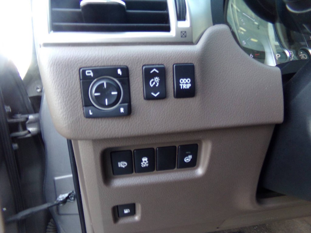 2012 Lexus GX 460 Image 30