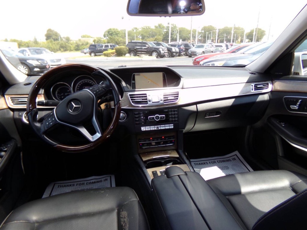 2015 Mercedes-Benz E-Class Image 19