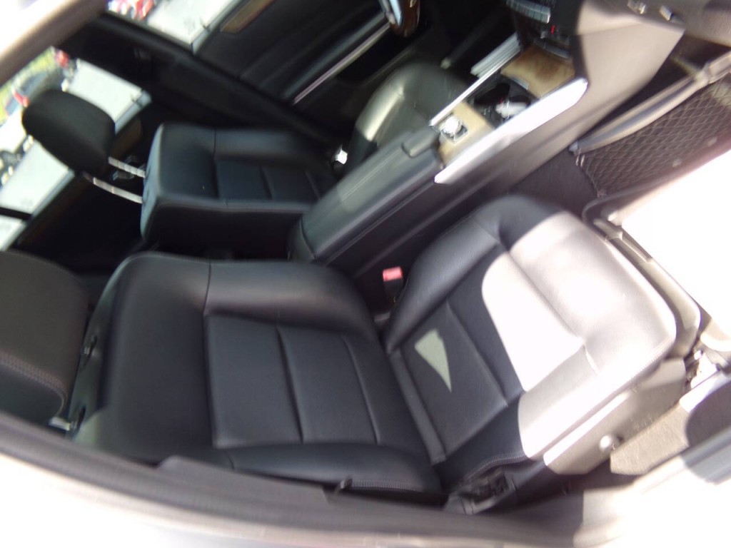 2015 Mercedes-Benz E-Class Image 30