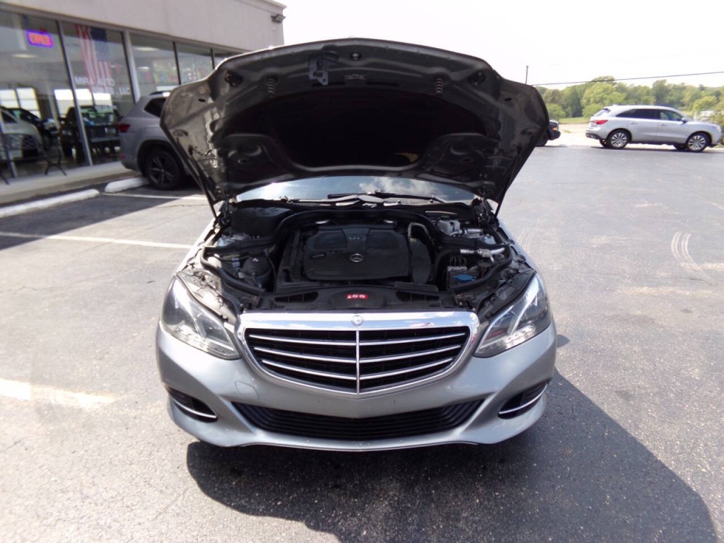 2015 Mercedes-Benz E-Class Image 34