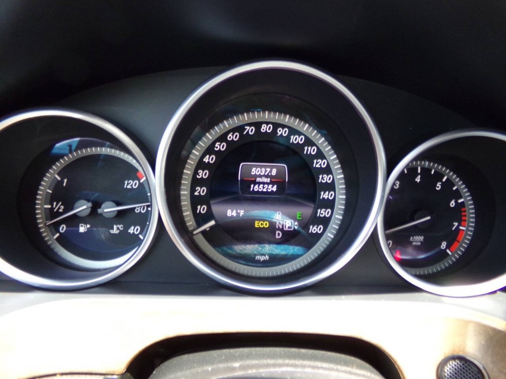 2015 Mercedes-Benz E-Class Image 49
