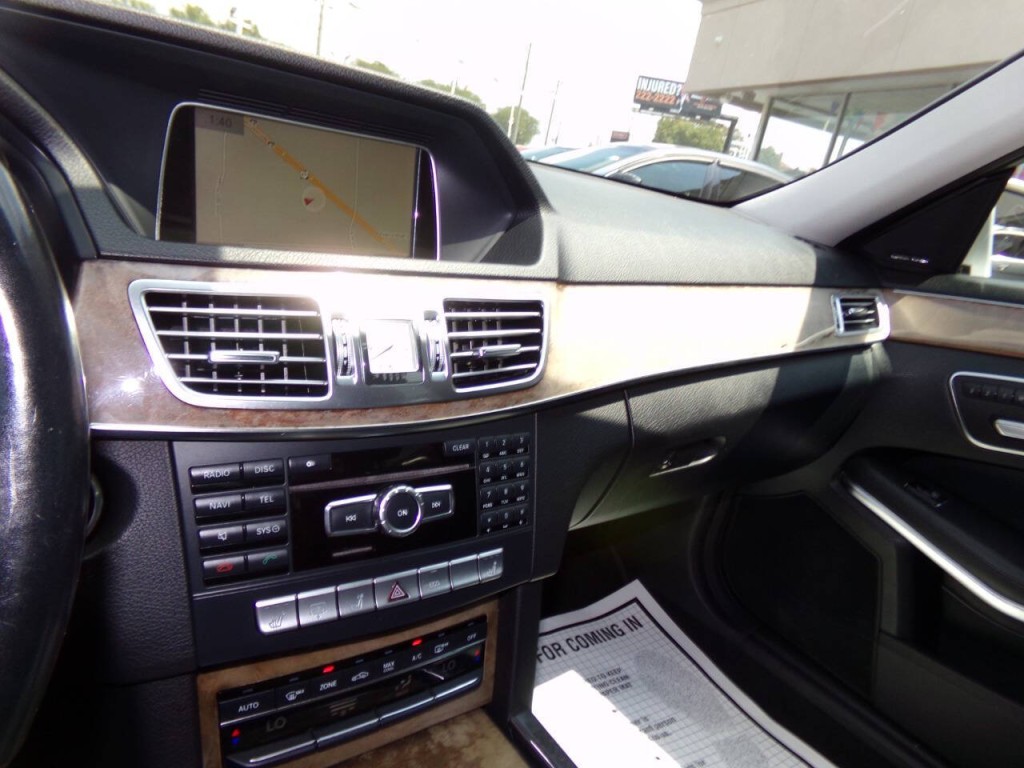 2015 Mercedes-Benz E-Class Image 61