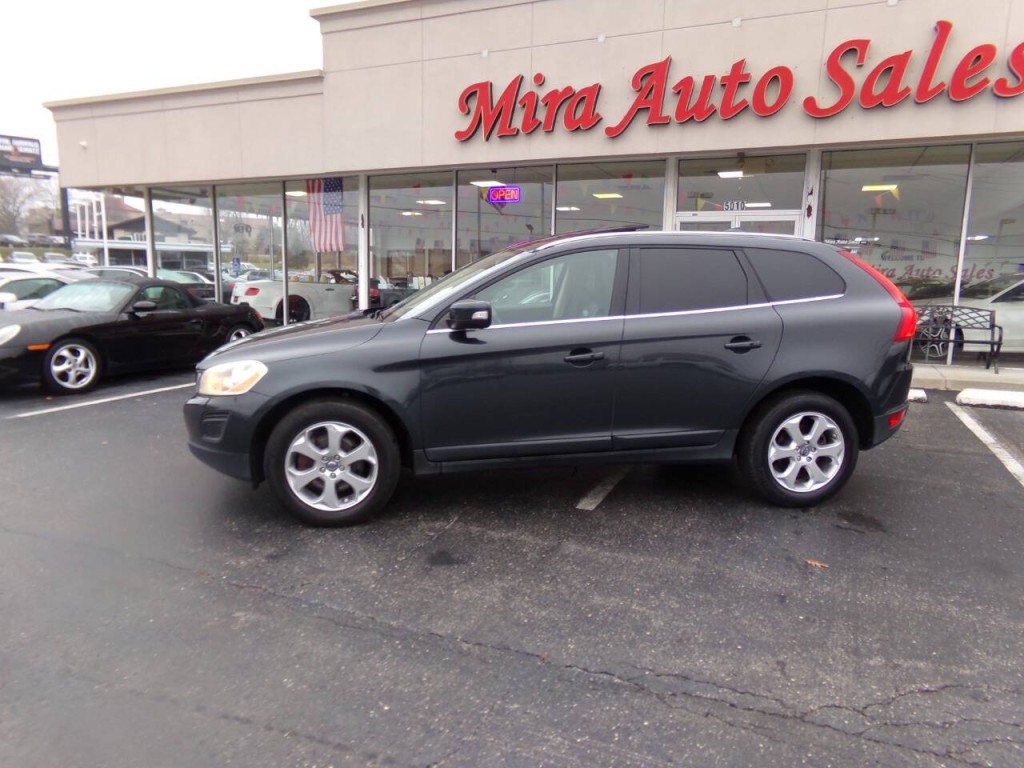 2013 Volvo XC60 Image 2