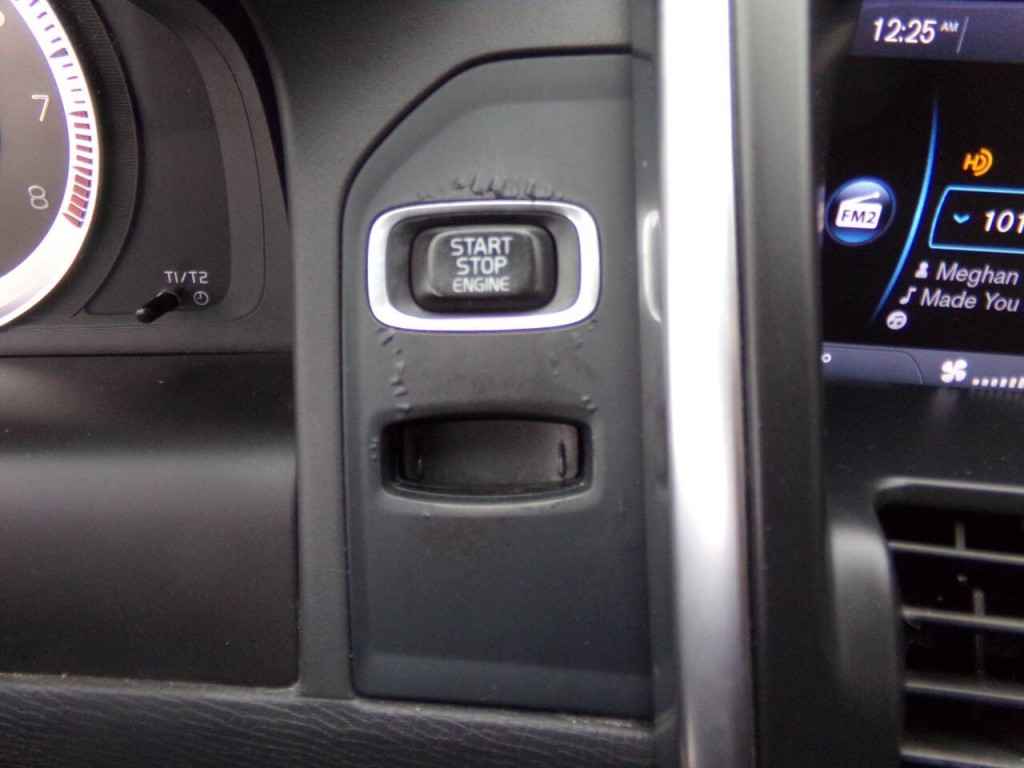 2013 Volvo XC60 Image 15