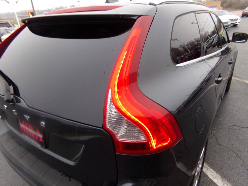 2013 Volvo XC60 Image 38