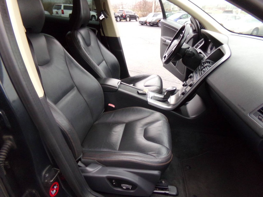 2013 Volvo XC60 Image 43