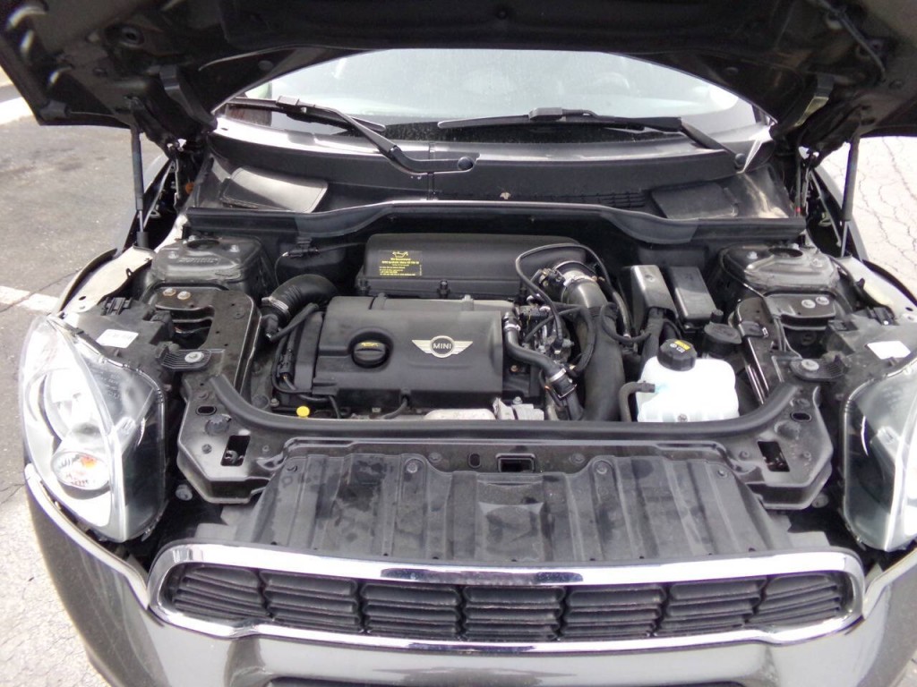 2014 MINI Countryman Image 26
