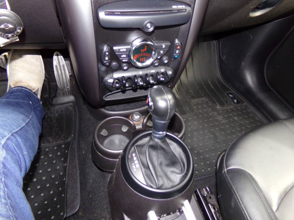 2014 MINI Countryman Image 48