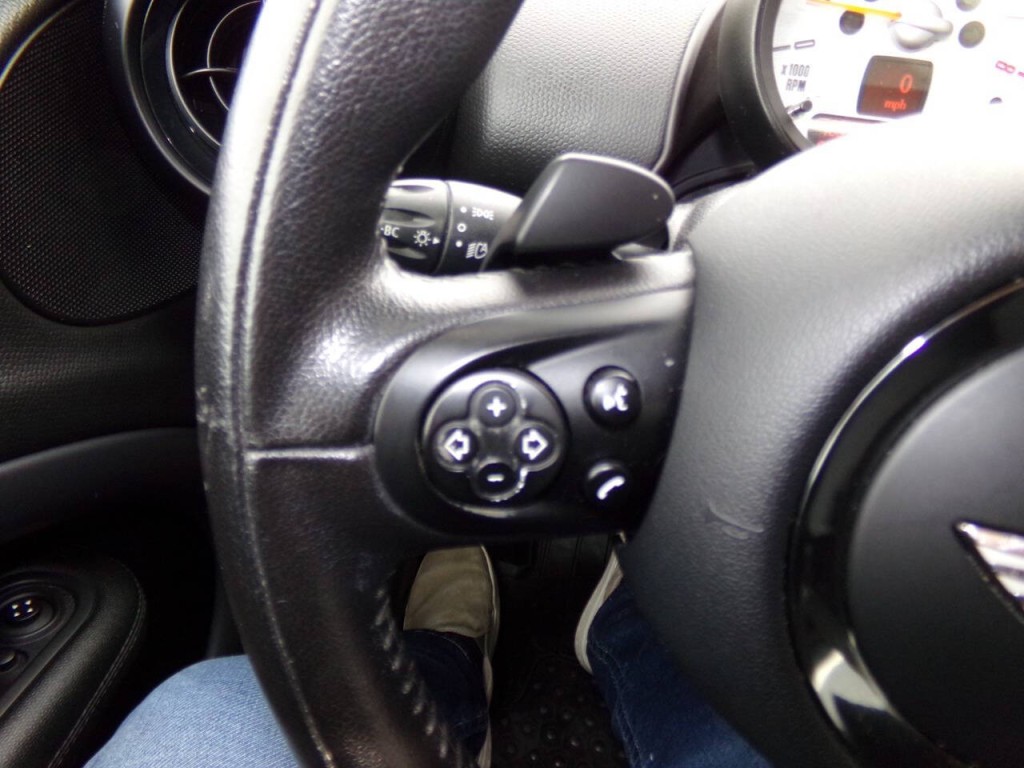 2014 MINI Countryman Image 56