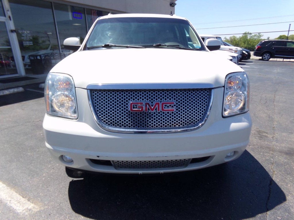 2014 GMC Yukon Image 8