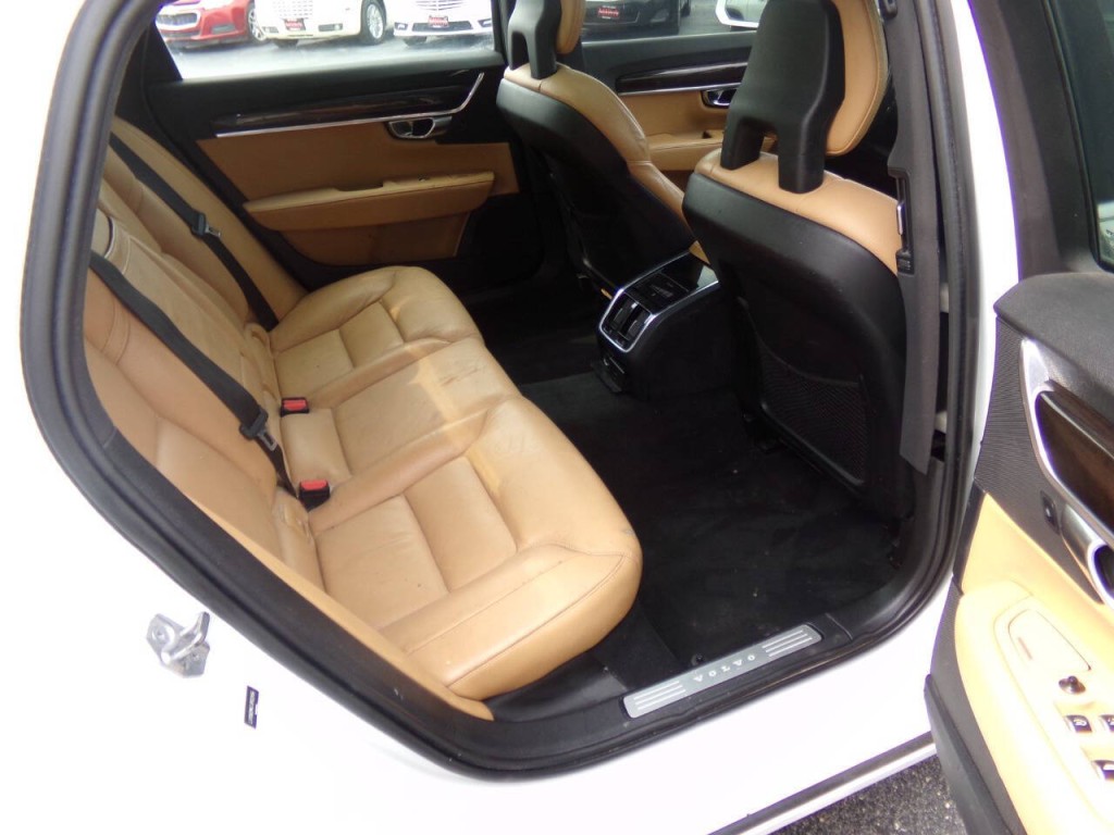 2018 Volvo S90 Image 20