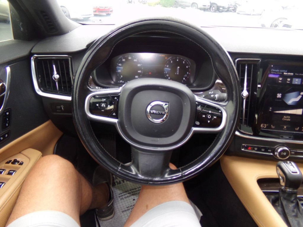 2018 Volvo S90 Image 45