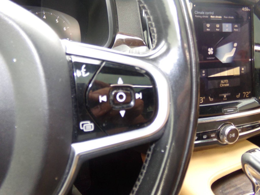 2018 Volvo S90 Image 50