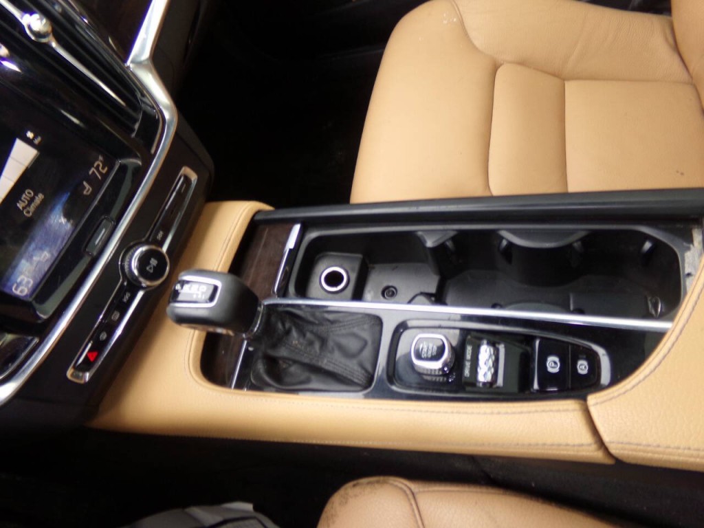 2018 Volvo S90 Image 51