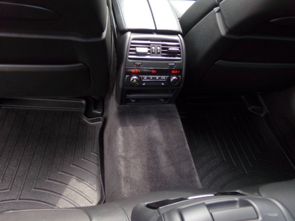 2011 BMW 7 Series Image 20