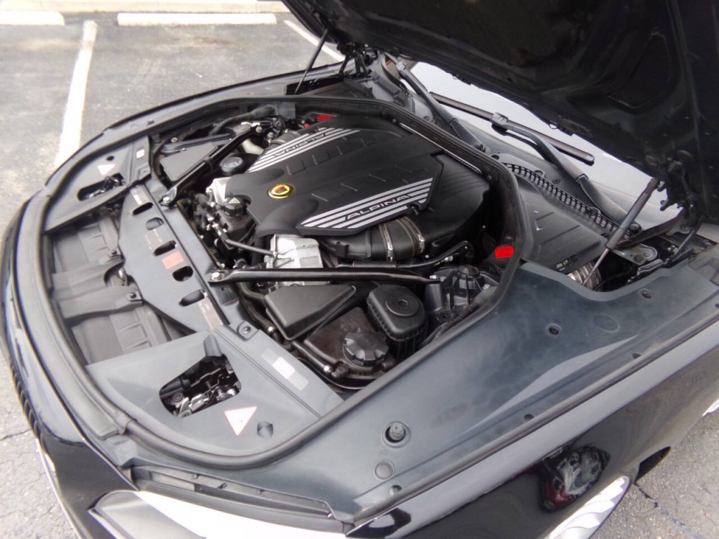 2011 BMW 7 Series Image 38