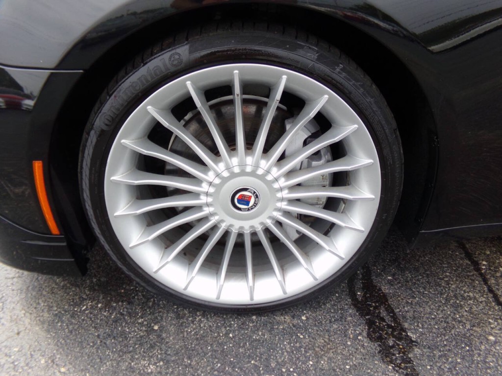2011 BMW 7 Series Image 43